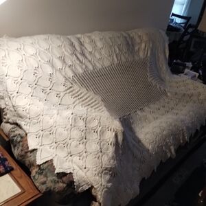 Elegant Cream Knit Throw Blanket